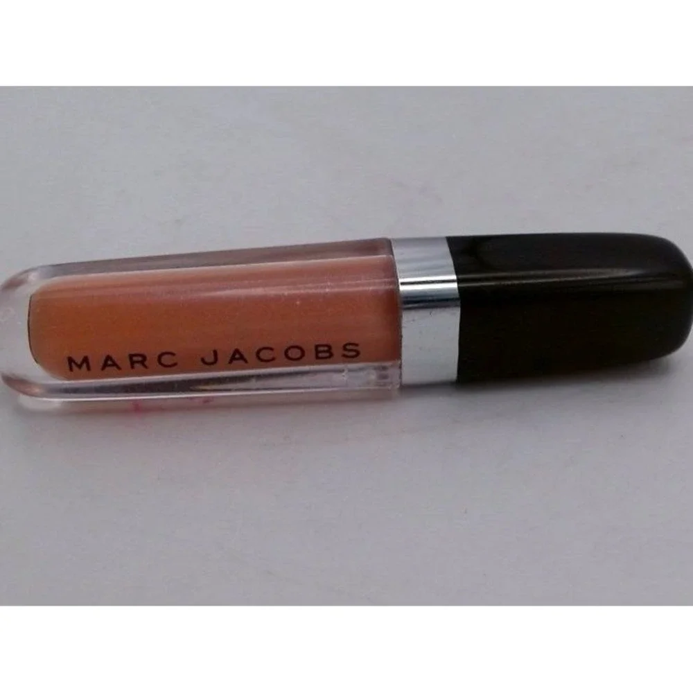 Marc Jacobs - Enamored i-shine Lip Lacquer, BRAND NEW , NO BOX